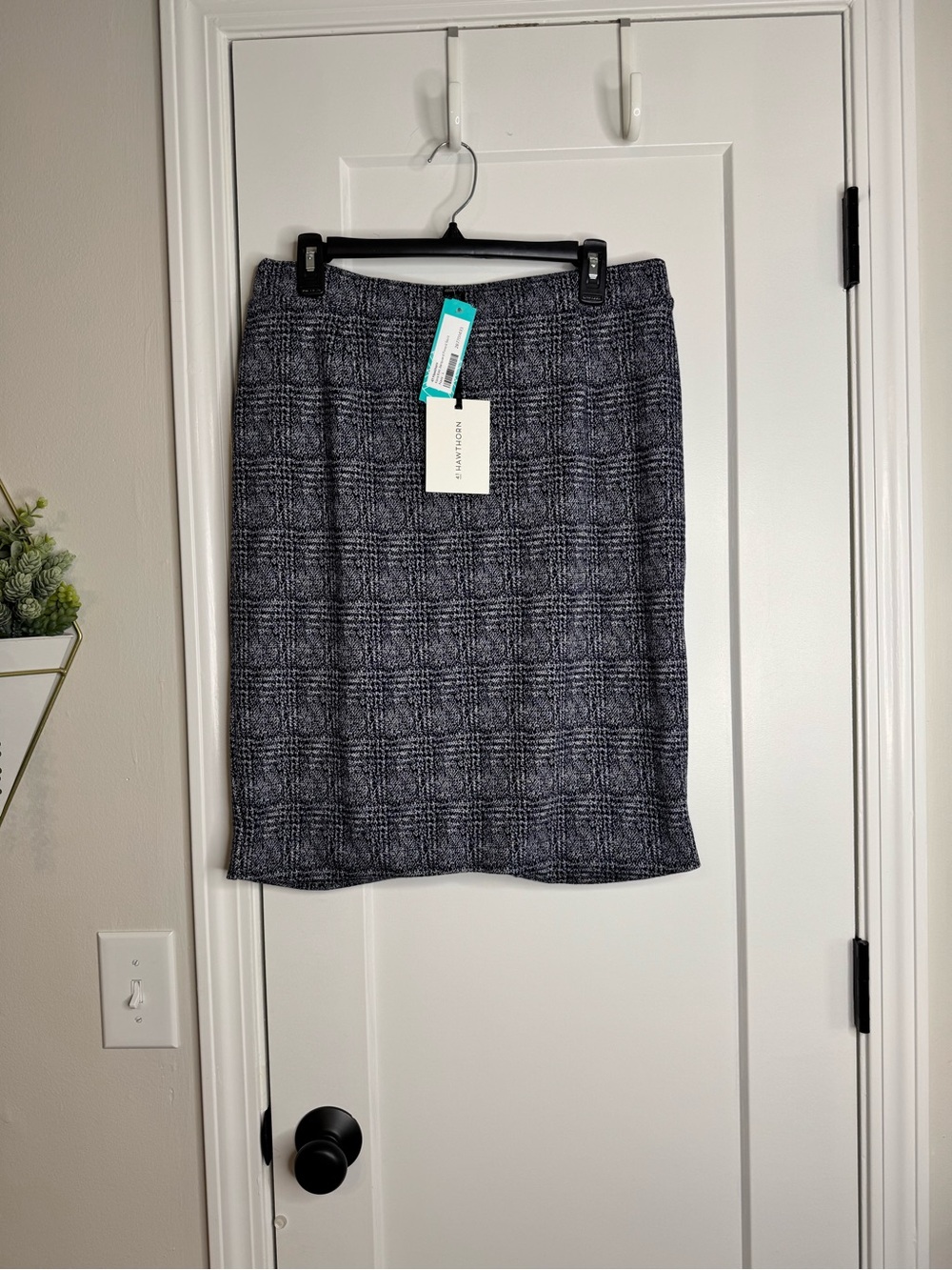 41 Hawthorne Kora Knit Jacquard Pencil Skirt